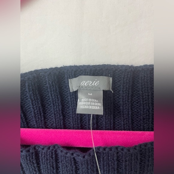 NWT AERIE knit sweater. In perfect condition. No rips tears, or stains. - Picture 2 of 7